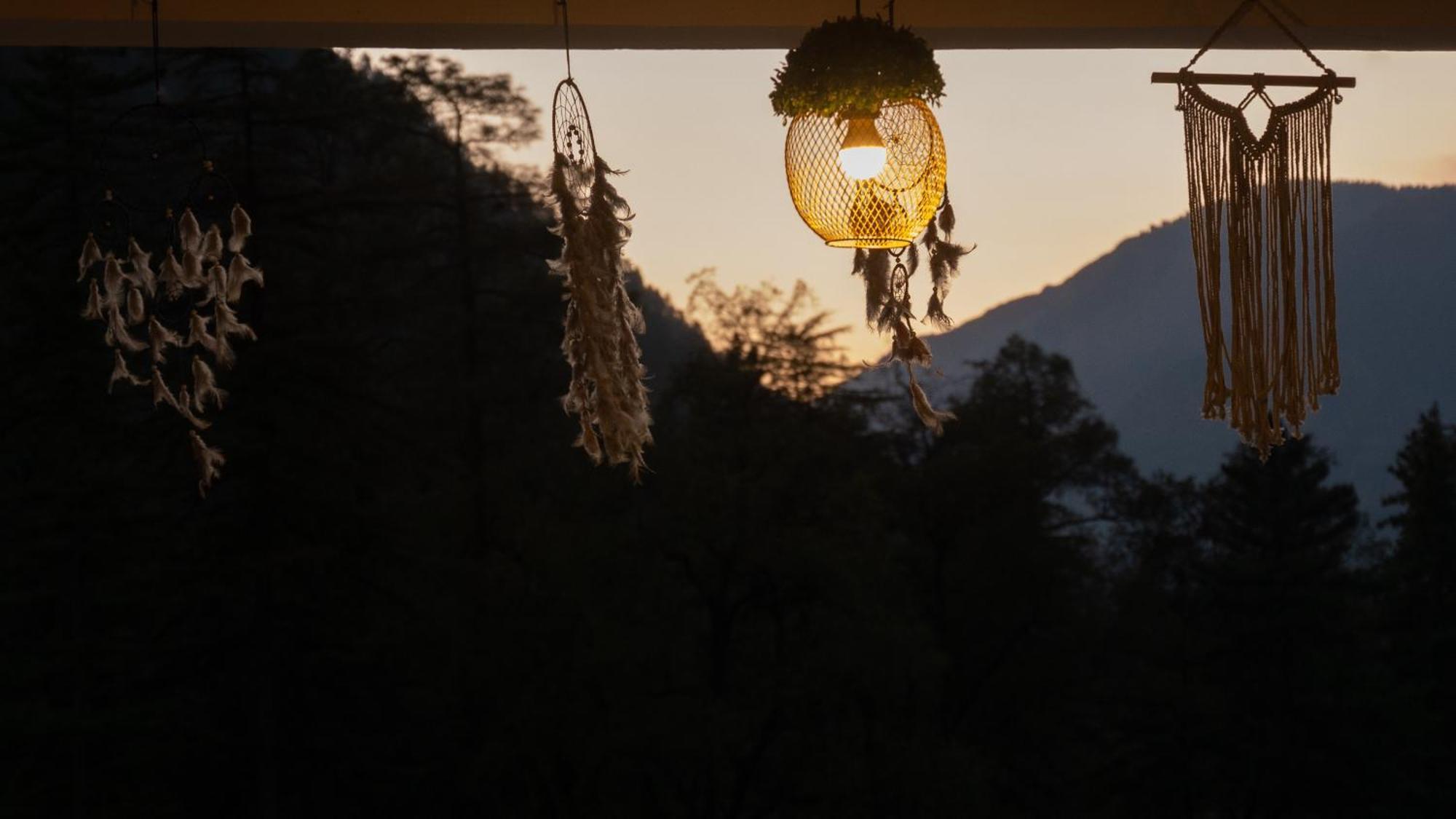 Wabi Sabi Riverside Hostel Kasol Exterior photo