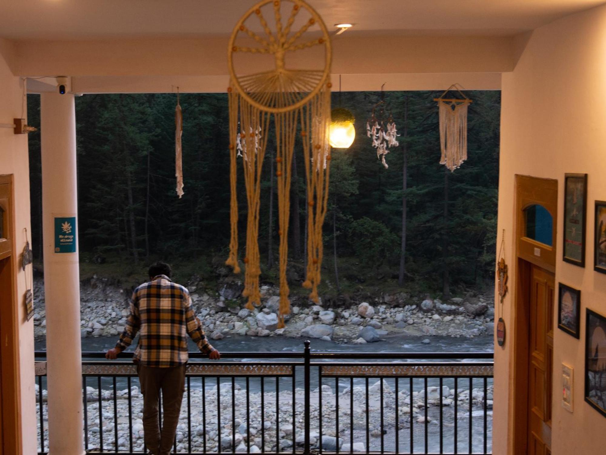 Wabi Sabi Riverside Hostel Kasol Exterior photo