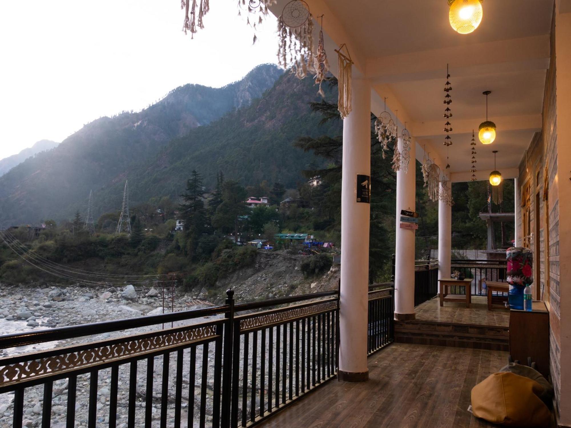 Wabi Sabi Riverside Hostel Kasol Exterior photo
