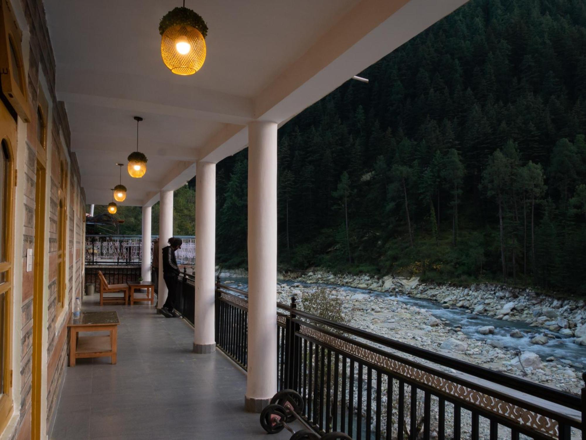 Wabi Sabi Riverside Hostel Kasol Exterior photo